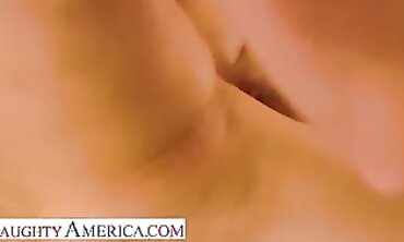 Ella Milano Gets a Giant Dick in Sexsual America