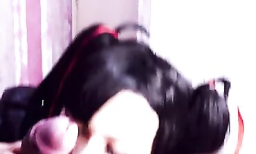 Marnie Cosplay: Fleshy Darling Loses Pokemon Battle