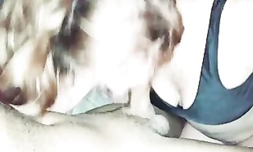 Tattooed MILF Amateur Gives Deep Throat Blowjob and Cumshot