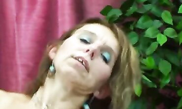 Hairy Milf Pussy Gets Sprayed With Cum