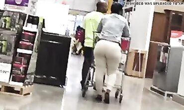 Big Ass Black Wife Shaking Her Booty