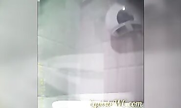 Close-Up Pissing & Jerking Off in Snatch Bevy 2