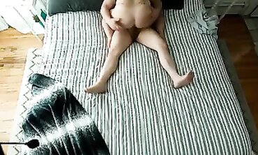 Smashing Queen MILF Beauty Takes a Rough Blowjob