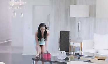 Diana Grace Gets Her First Tushy Anal Creampie