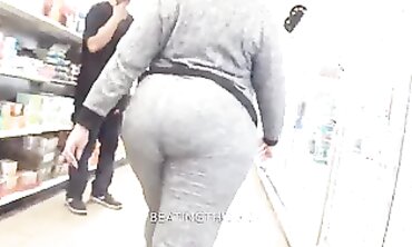 Sumptuous Black Monster With Sexy Bouncy Wiggle