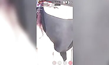 Neswangy: Voluptuous MILF with Big Tits and Ass