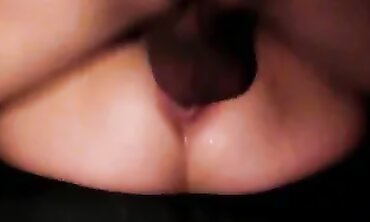 Gaping Cougar Ass Gets Fucked And Creampie