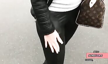 Lara Cumkitten: Spontaneous Shopping Date in Trousers