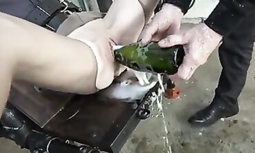 Skinny Milf Gets Her Gaping Cunt Stretched by a Wine Bottle