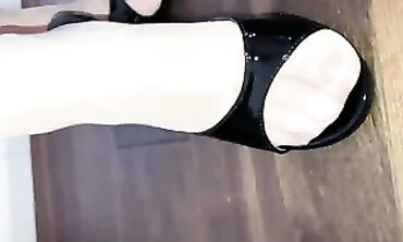 Princess Teases in Nylons and Mules