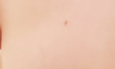 Filipina Housewife Spreads Her Ass for Anal Sex