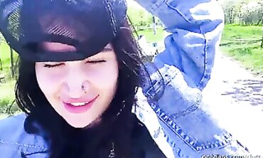 TattooSlutWife Sucks A Stranger In The Park