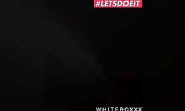 Sultry Girlfriend Nancy A Martin Delivers Passionate Blowjob