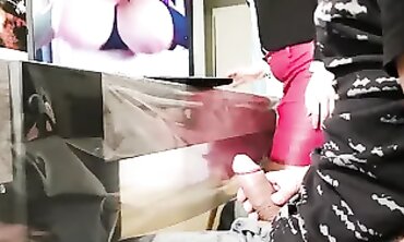 I Take the Risk to Pull Out My Dick in Public