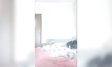 Russian Cougar Elina-Stella Spreads Her Huge Ass On Webcam