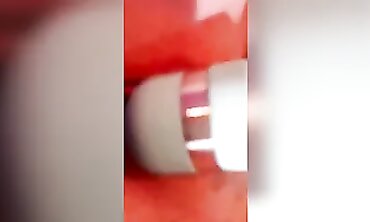 Glass Hitachi Massager Induces Intense Cunnilingus Climax