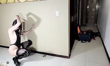 Sesión de fotos que termina en un intenso blowjob