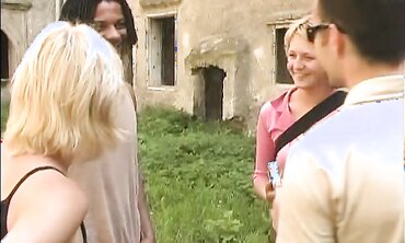 Sandy Knight And Nikki Sun Gulp Jism Outdoors
