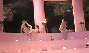 Jassie Enjoys Super-Steamy Orgy