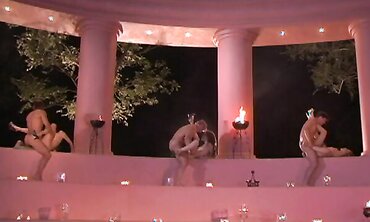 Jassie Enjoys Super-Steamy Orgy