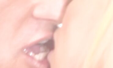 Brittney Takes The Rigid Meat Deep In Her Mind-Blowing Bootie During This Plow Gig