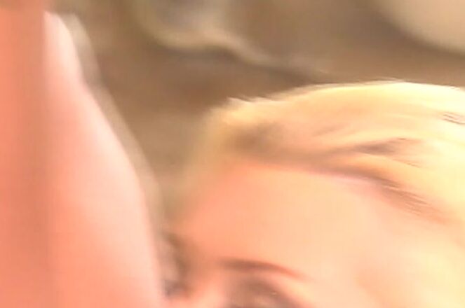 Brittney Takes The Rigid Meat Deep In Her Mind-Blowing Bootie During This Plow Gig