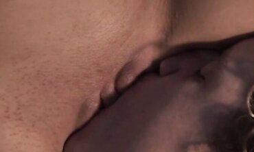 A INSTRUCT four - MELANIE JAGGER