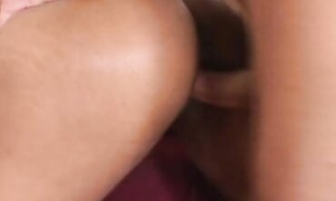 Sandra London Is A First-Ever Time Ebony Crank