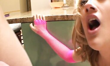 Gwen Diamond Luvs Getting Porked