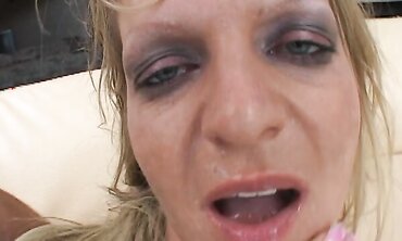 Sarah Sun Gets Banged