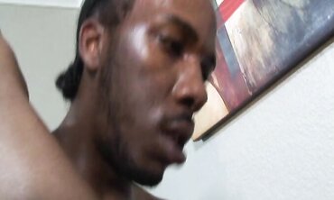 Ahnyjah Ebony Has A Greedy Butt