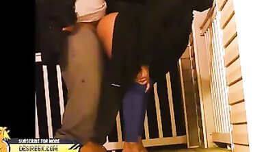 MILF Gives Blowjob to Stranger at the Pub