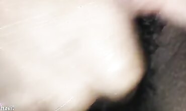 Sri Lankan College Slut Fingering Session Ends in Squirting