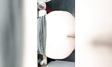 Hotwife with Huge Ass Cheats on Vacation