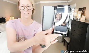 MILF Jess Ryan Rates Mr. Gigantic's Massive Cock