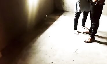 Hardcore Sex With College Girlfriend in New Mansion