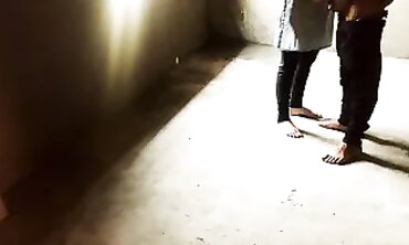 Hardcore Sex With College Girlfriend in New Mansion