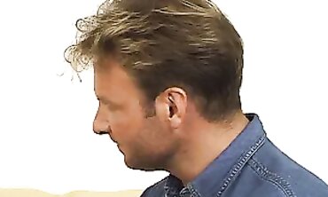 Einwanderin beim deutsch Kurs