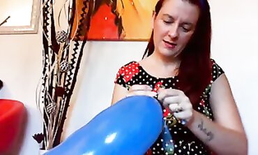 Nicoletta Embassi Plays with Phat Balloons in Solo Masturbation
