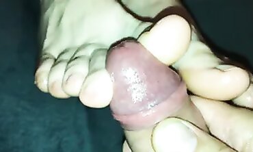 Czech MILF Teases POV with Scorching Soles and Feet