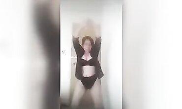Modelo Elite SoyAndyTrujillo en Escena VIP