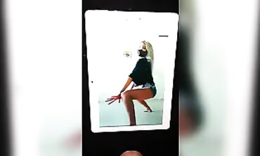 Ash-Blonde Hispanic Bombshell Twerking with a Bouncy Ass