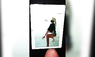 Ash-Blonde Hispanic Bombshell Twerking with a Bouncy Ass