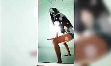 Ash-Blonde Hispanic Bombshell Twerking with a Bouncy Ass