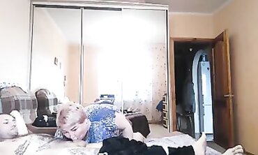 Russian BBW Stepmother Gives Deep Throat Blowjob And Fuck