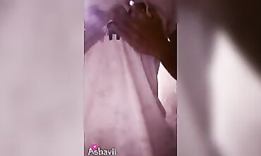 Sri Lankan Student With Big Tits Enjoys Webcam Fun