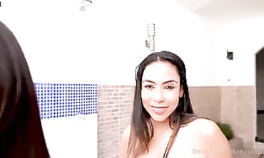 Hot Latina Lesbians