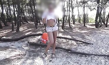 Saucy Enjoys Public Nudity And A Blowjob At The Beach