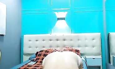 Hot Latina Webcam With Big Tits