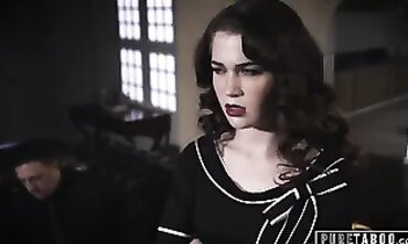 Evelyn Claire Seduces Shady Reporter in Office Taboo